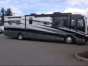 Right side of rv truck